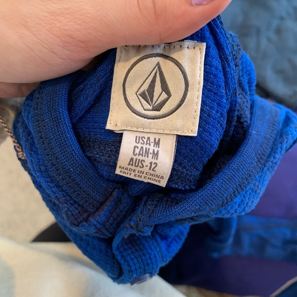 Volcom blue hooded waffle tee